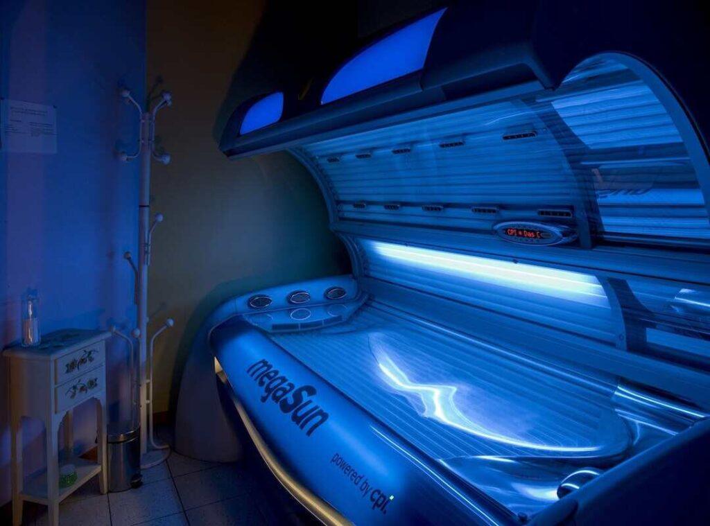 Lampade abbronzanti: prezzi, quante farne, come funzionano