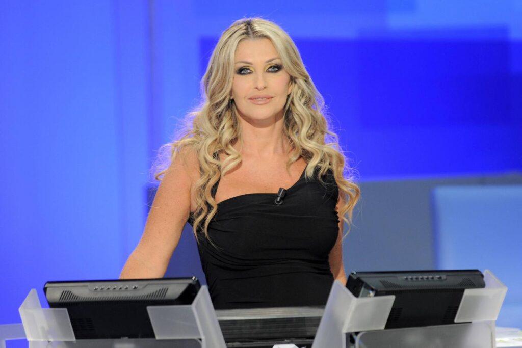 Chi è Paola Ferrari: età, vita privata, marito, carriera, cancro