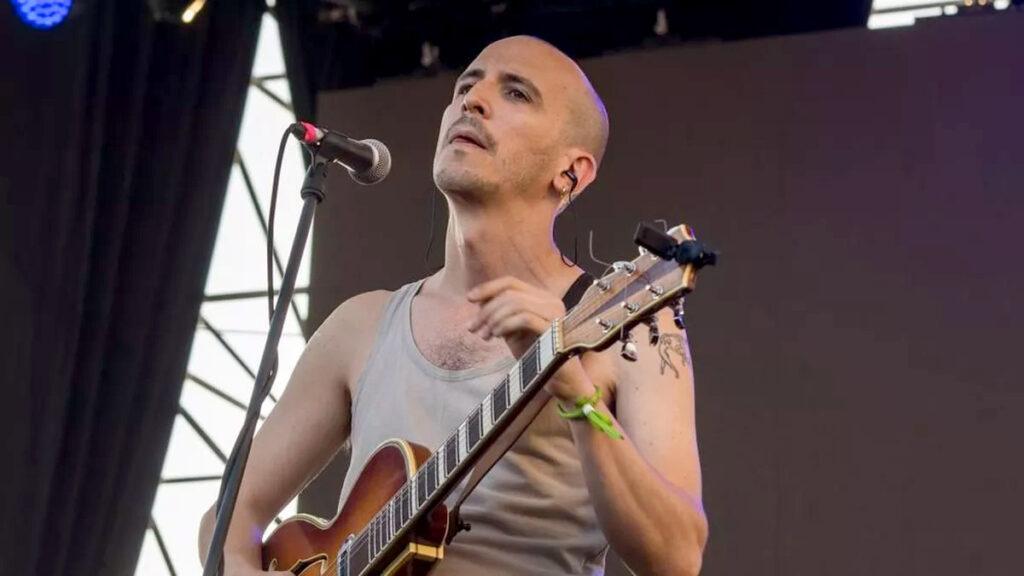 Giovanni Truppi chi è? Canzoni, Testo Canzone Sanremo, Figlia