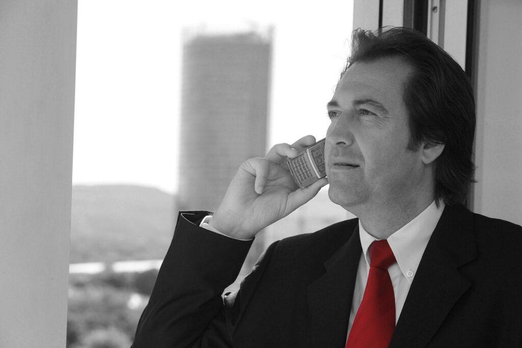 Quanto guadagna un direttore di banca