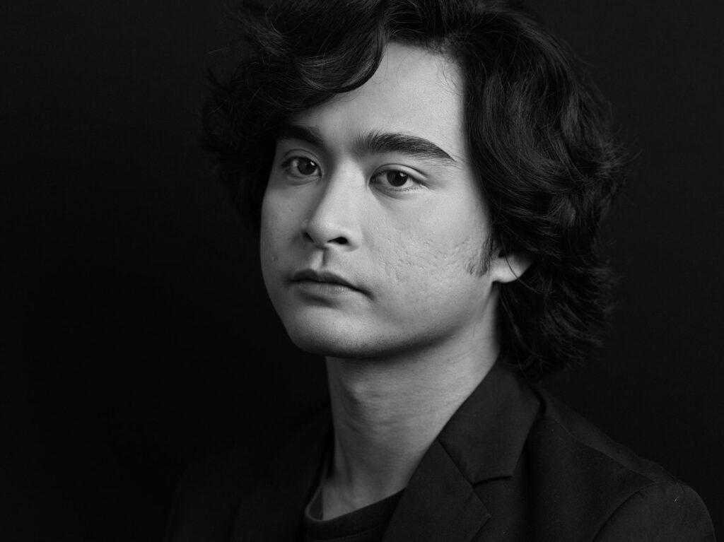 Chi è Kristian Flores?