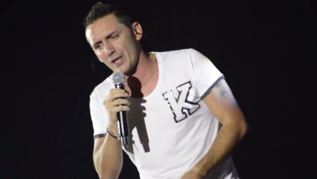 Chi è caduto dalle scale di Sanremo