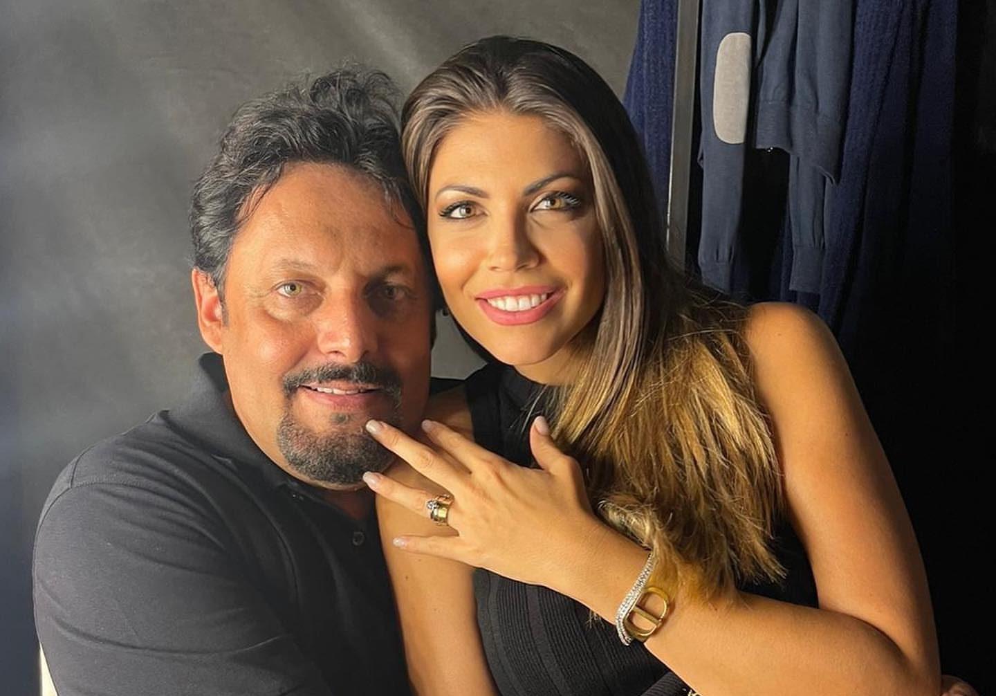 Chi è il marito di Flora Canto