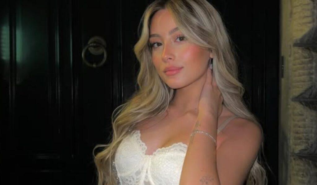 Primo piano di Liane Arias