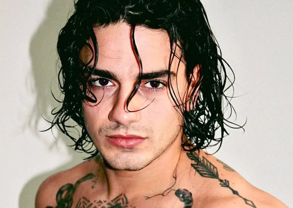 Chi è Alessio La Padula? Età, carriera ad Amici, proposta di matrimonio e curiosità sulla fidanzata