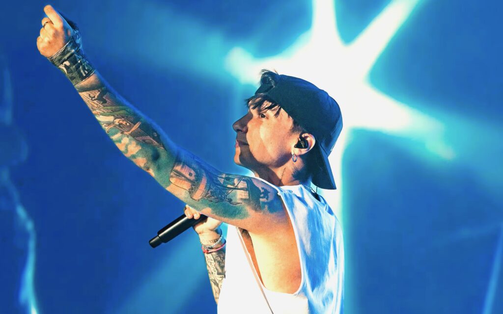 Ultimo in concerto, primo appuntamento stasera a Lignano Sabbiadoro: tutte le date sold-out