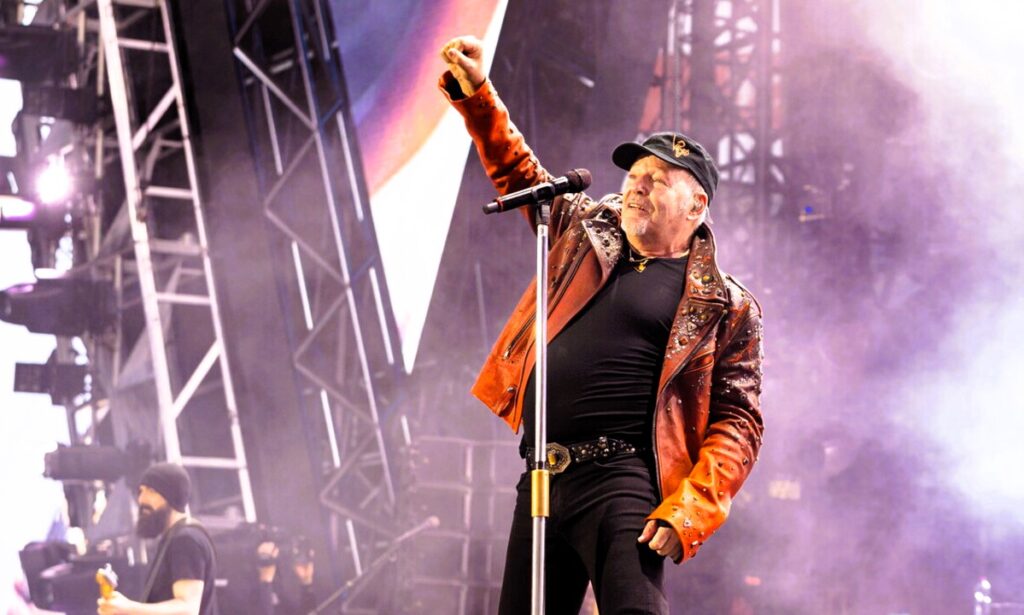 Vasco Rossi, l'annuncio ufficiale: dieci date per il tour 2026