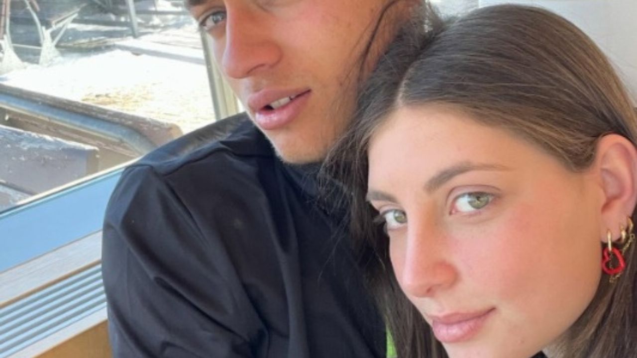 Flavio Cobolli con la fidanzata