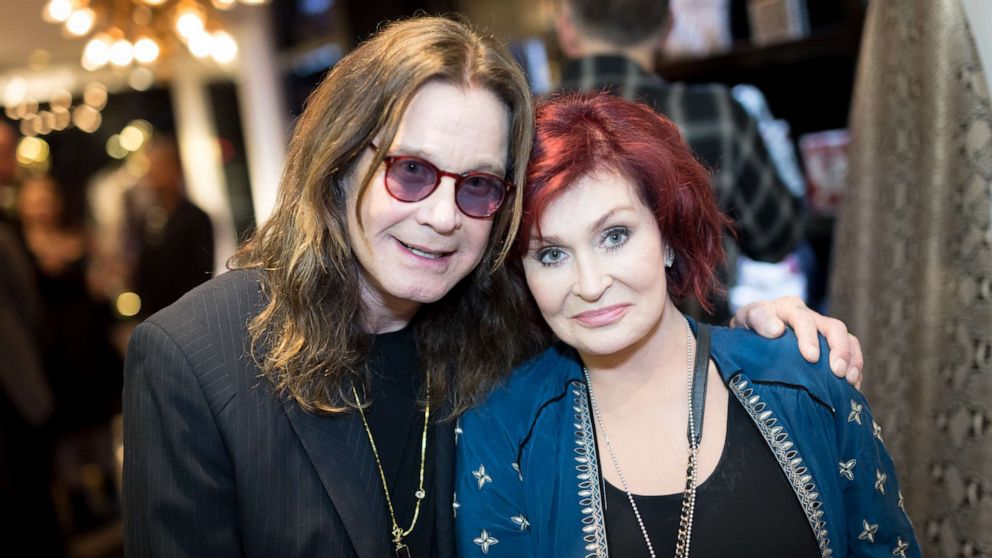 Chi è Sharon Osbourne, la moglie di Ozzy: età, figli, carriera e amore fino alla fine