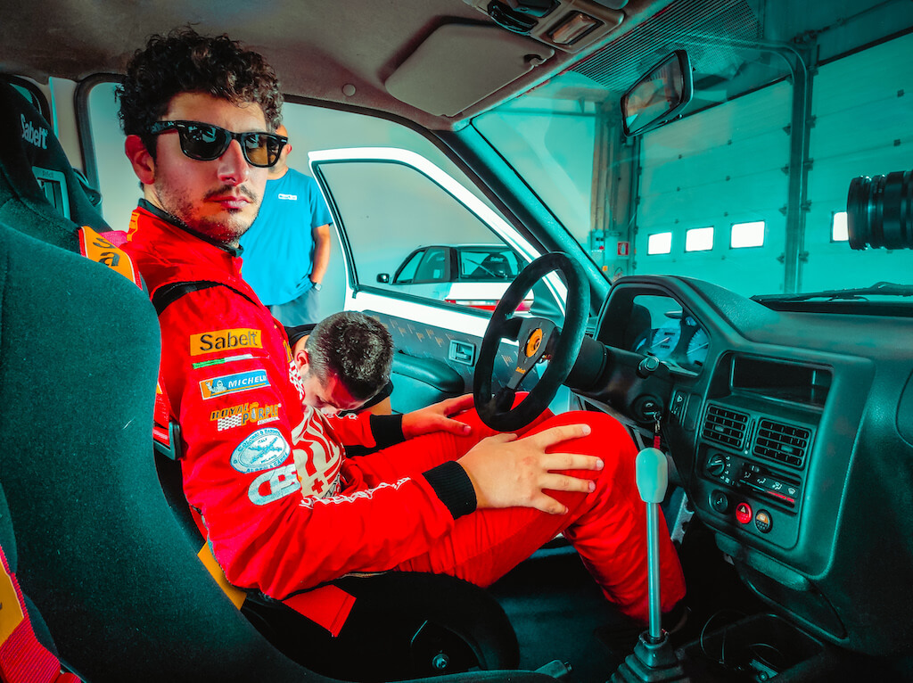 Chi è Davide Cironi? Età, fidanzata, patrimonio, libri e la sua passione per i motori