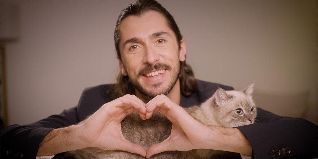 Chi è Luca Gervasi: età, libri, Belen la gatta e la sua storia tra social e verità