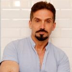 Chi è Hermes Ferrari: tra proteste, processi, video virali e l’ultimo caso dei “punti fantasma” sulla patente